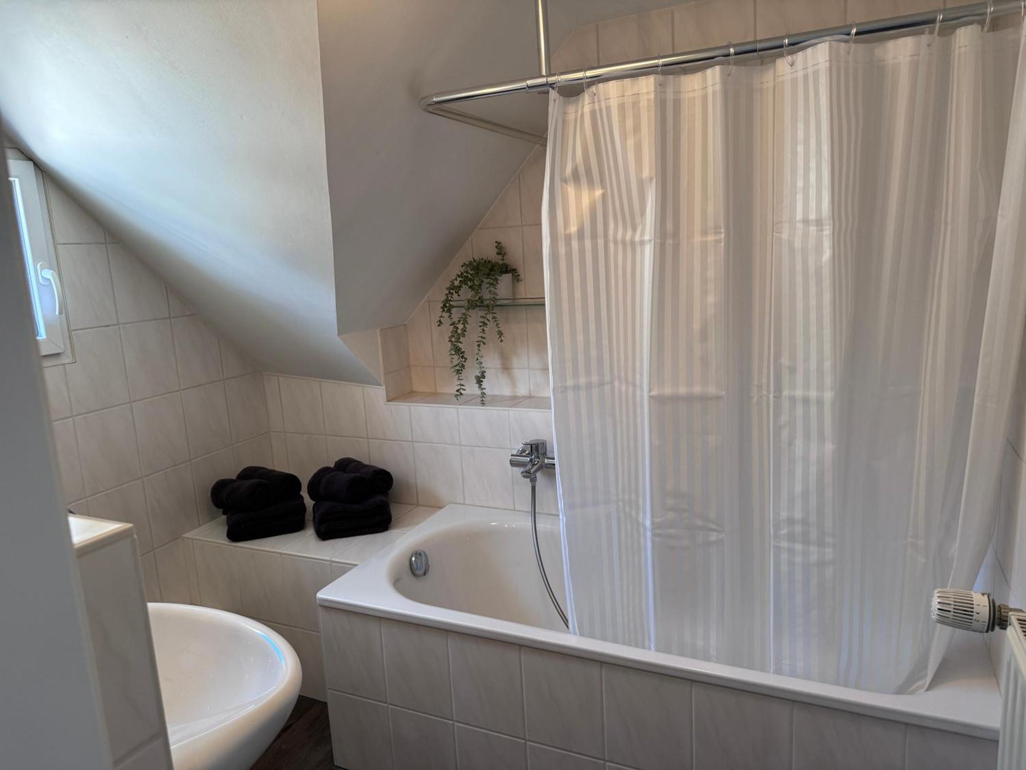 Ferienwohnung Direkt An Der Mosel Im Zentrum Von Zell Eksteriør billede