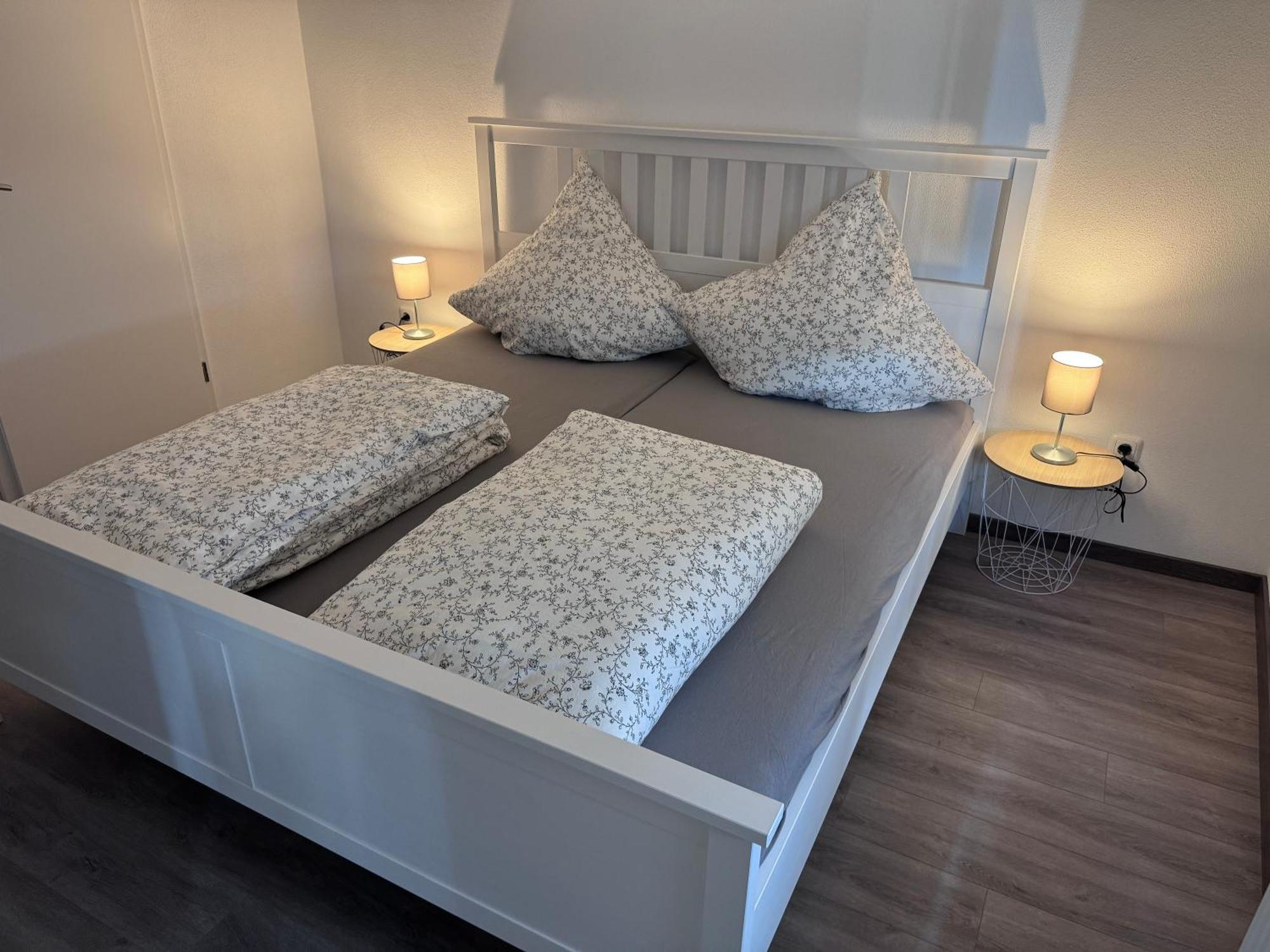Ferienwohnung Direkt An Der Mosel Im Zentrum Von Zell Eksteriør billede